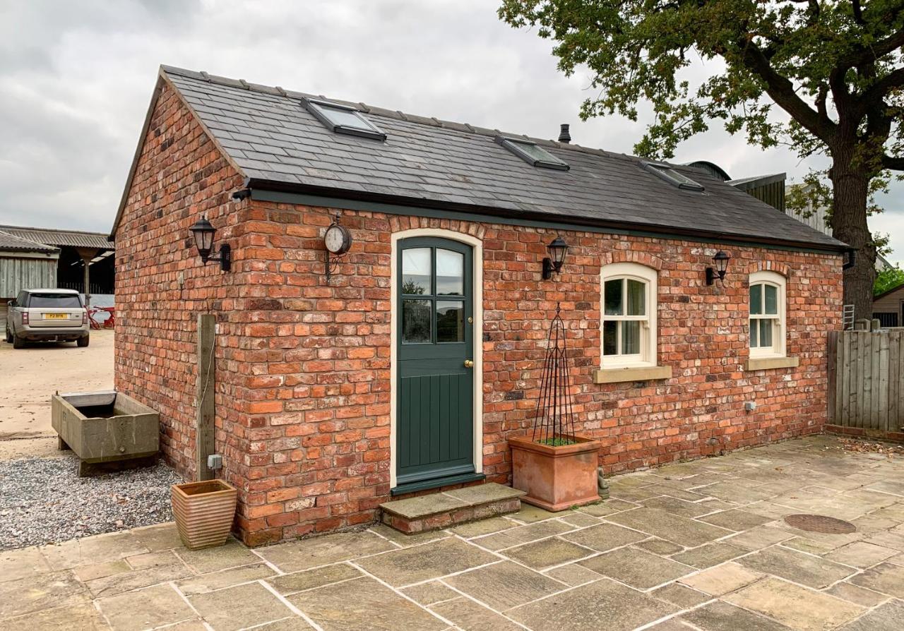 Hollies Farm B&B Wrexham Exterior foto